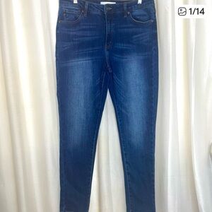 Kancan Women's flannel lined straight leg  Jeans size 15/31